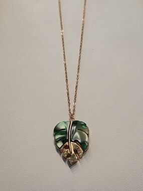 Gold Chain Necklace with Green Monstera Leaf Pendant